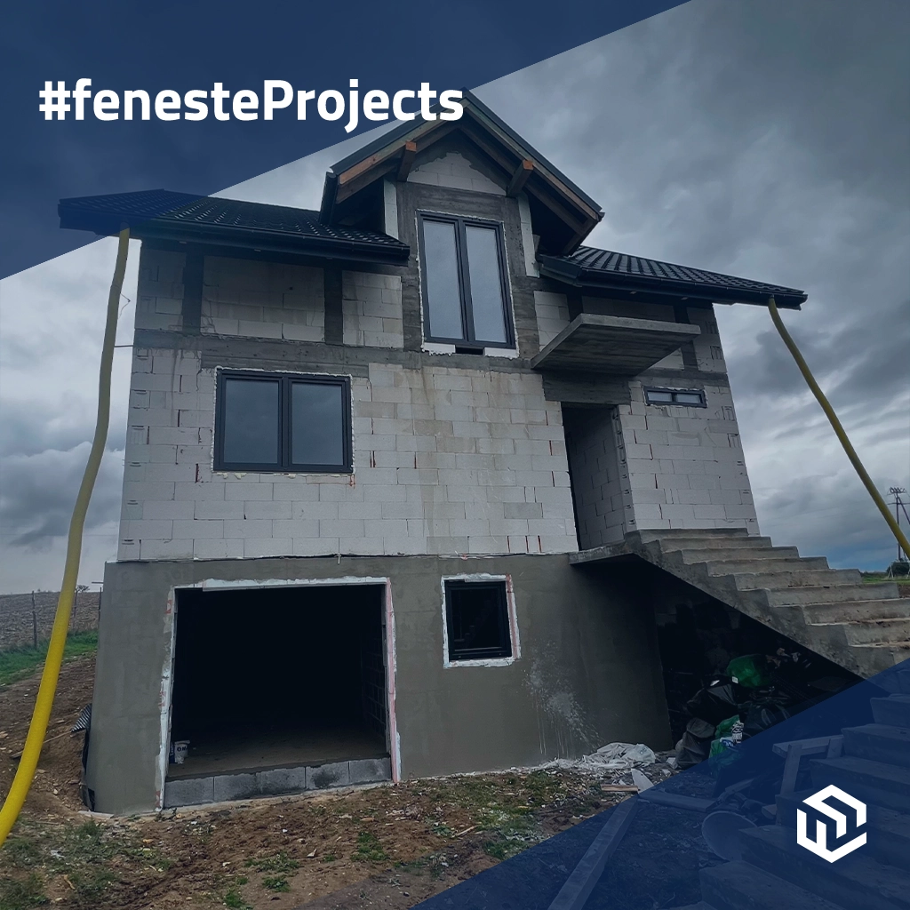 Kleines Einfamilienhaus mit hohem Fundament produkte klappfenster    