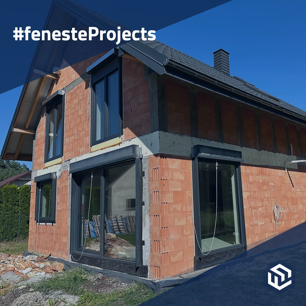 Ein Haus voller Innovation mit funktionalen und modernen Lösungen projekte fensterzubehoer fassadenjalousien anthrazitgrau-ral-7016  